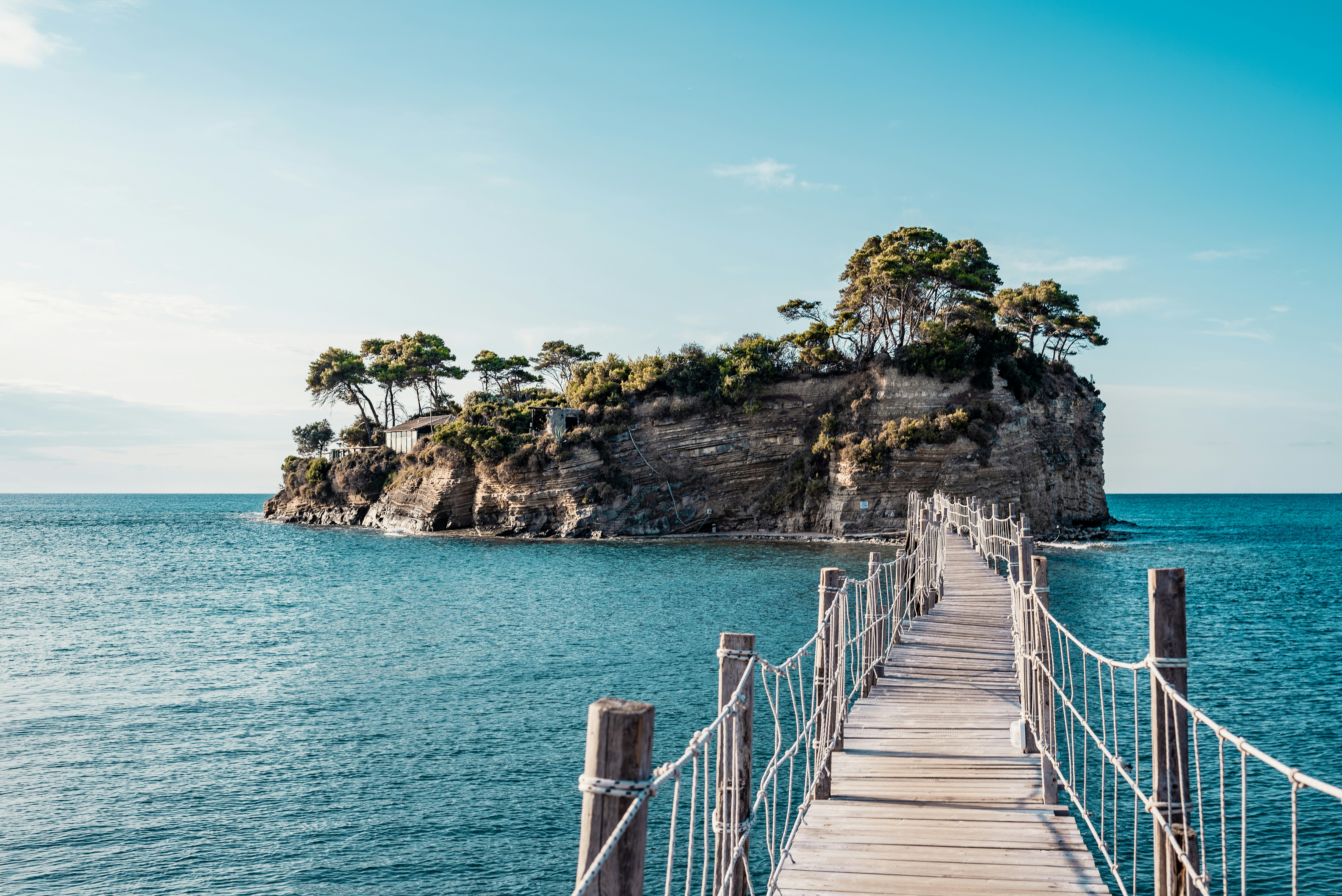 Best LUTs for travel videos - color grading for travel filmmaking