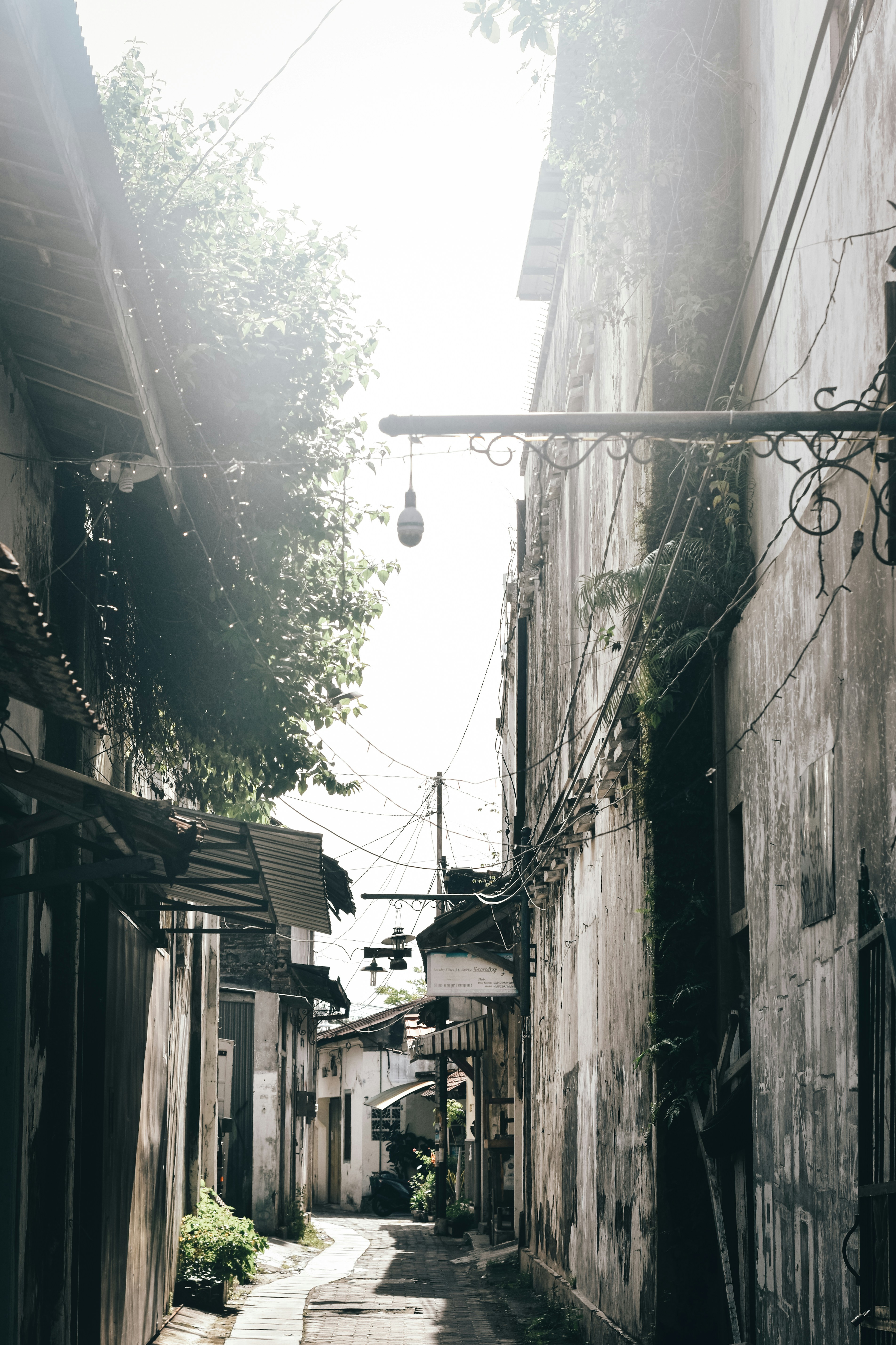 Vintage Chrome LUT — timeless film chrome color grade